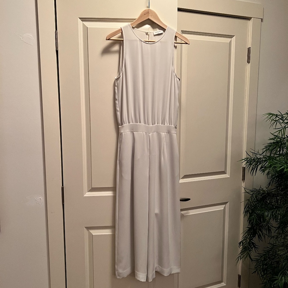 Babaton. Size 4 Women's. Ivory coloured, one piece sleeveless dressy jumpsuit